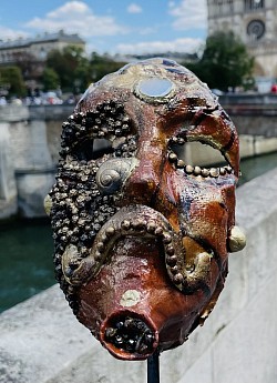 Pepper mask